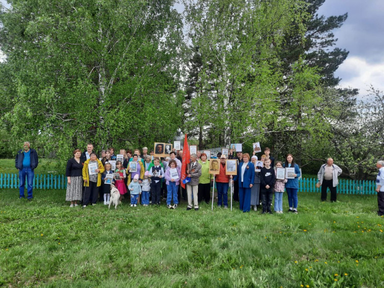Торжественный митинг с возложением цветов к памятнику погибшим воинам в годы ВОВ в честь 80-летия Великой Победы в с. Ямщина. Торжественный митинг с возложением цветов к памятнику погибшим воинам в годы ВОВ в честь 80-летия Великой Победы в с. Ямщина.